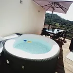 Apartment Comfortable With Sea View In