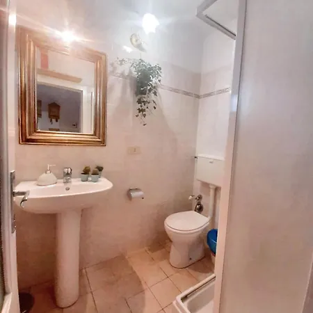 公寓 Comfortable With Sea View In Falcinello