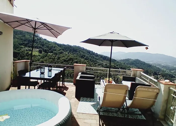 Comfortable With Sea View In Apartmán Falcinello