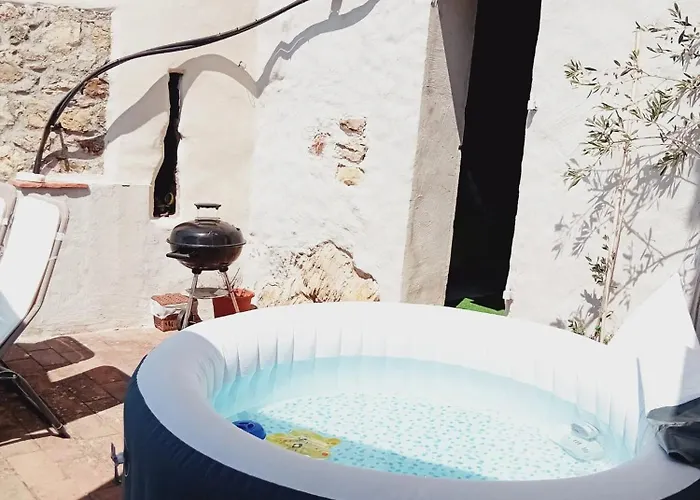 Comfortable With Sea View In Falcinello