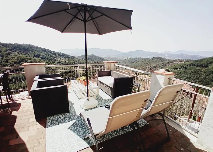 Comfortable With Sea View In Apartmán *